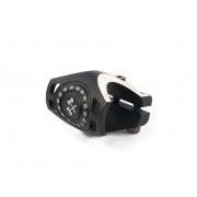 District Triple Light Clamp PRO Helmeri Pirinen - 32mm