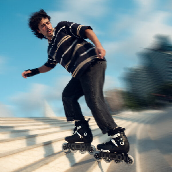 IQON Skate CL 15 Black