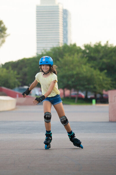 Playlife Kids Joker Blue Sky Combo Skate + Protective Gear