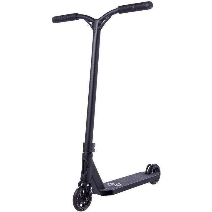 Striker Complete Scooter Lux Black
