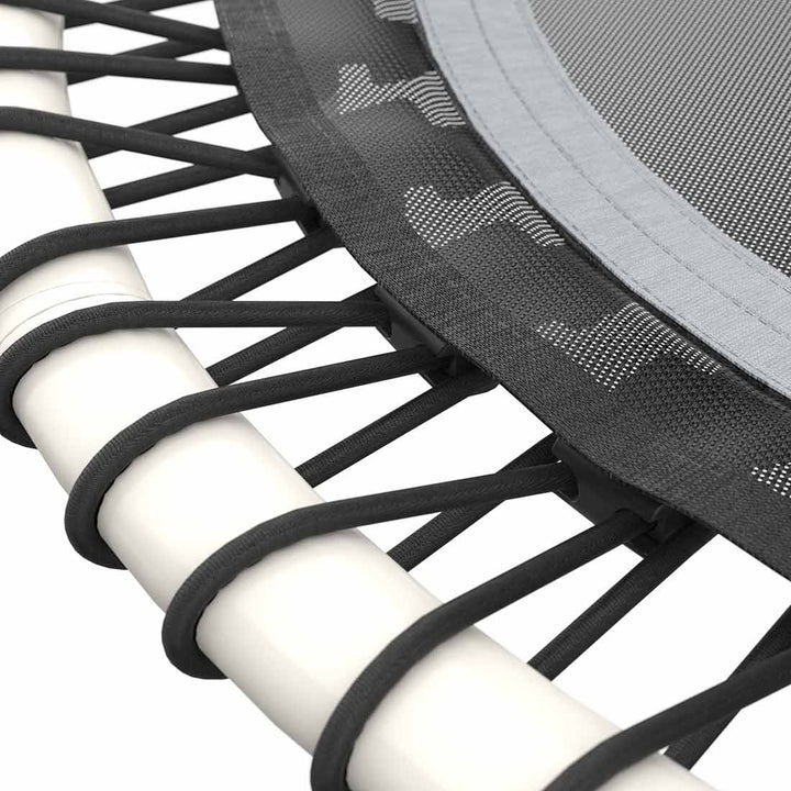 Nahaufnahme des ACON FIT 1,12m runden Trampolins mit Bungee-Federn.