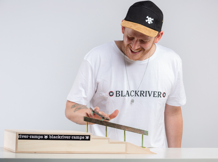 Blackriver Fingerboard Stairset gold Square Rail