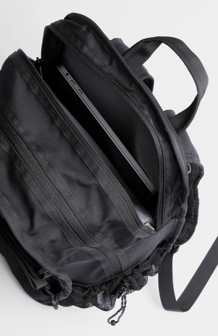 Inpeddo Skateboard Rucksack schwarz