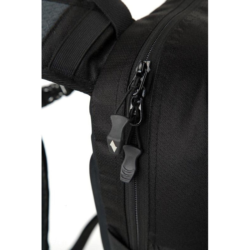 Nitro Bags Rover 14 Backpack Black Out