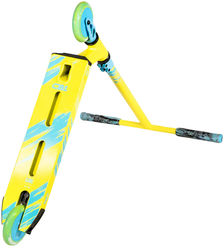 Core Complete Stunt Scooter CB1 highlighter