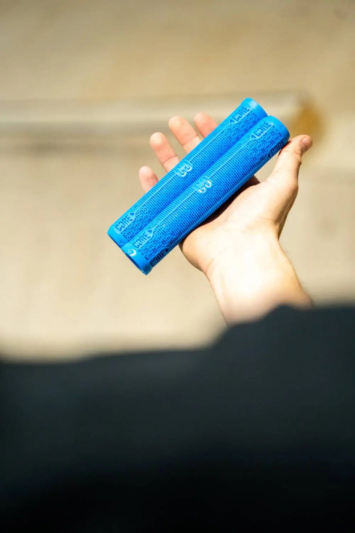 Core Scooter Handlebar Grips Skinny Boy blau