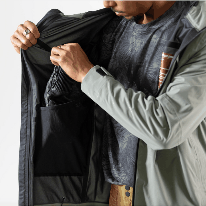 Jones Jacket Peak Bagger Black – Snowboard Jacken, Ansicht 11
