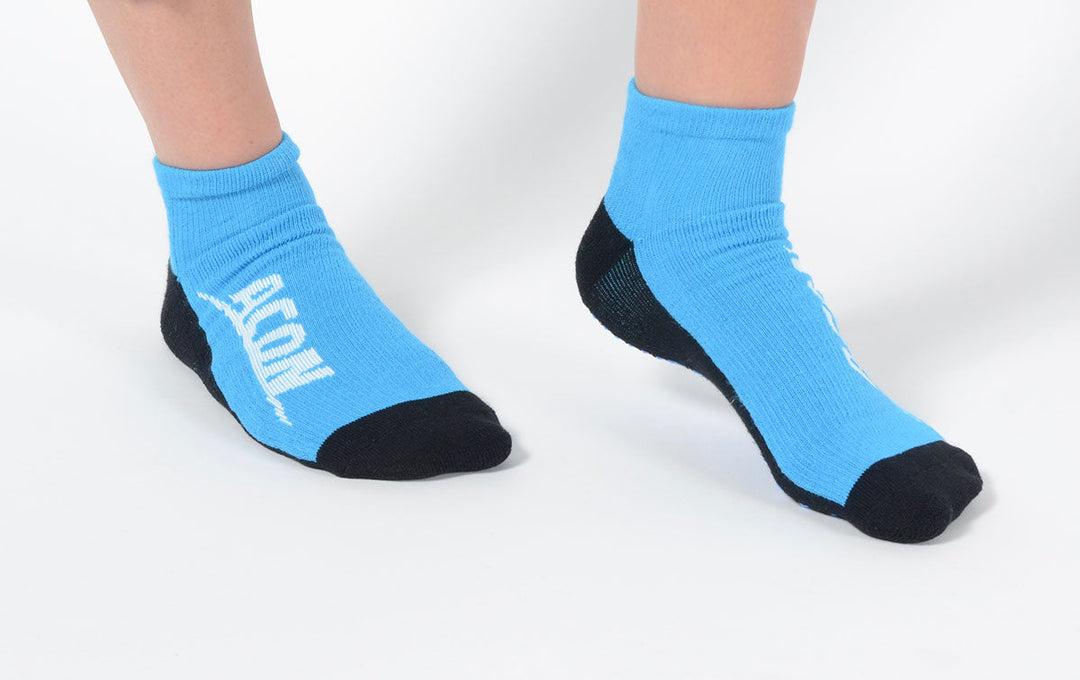ACON Trampolinsocken - an den Füßen