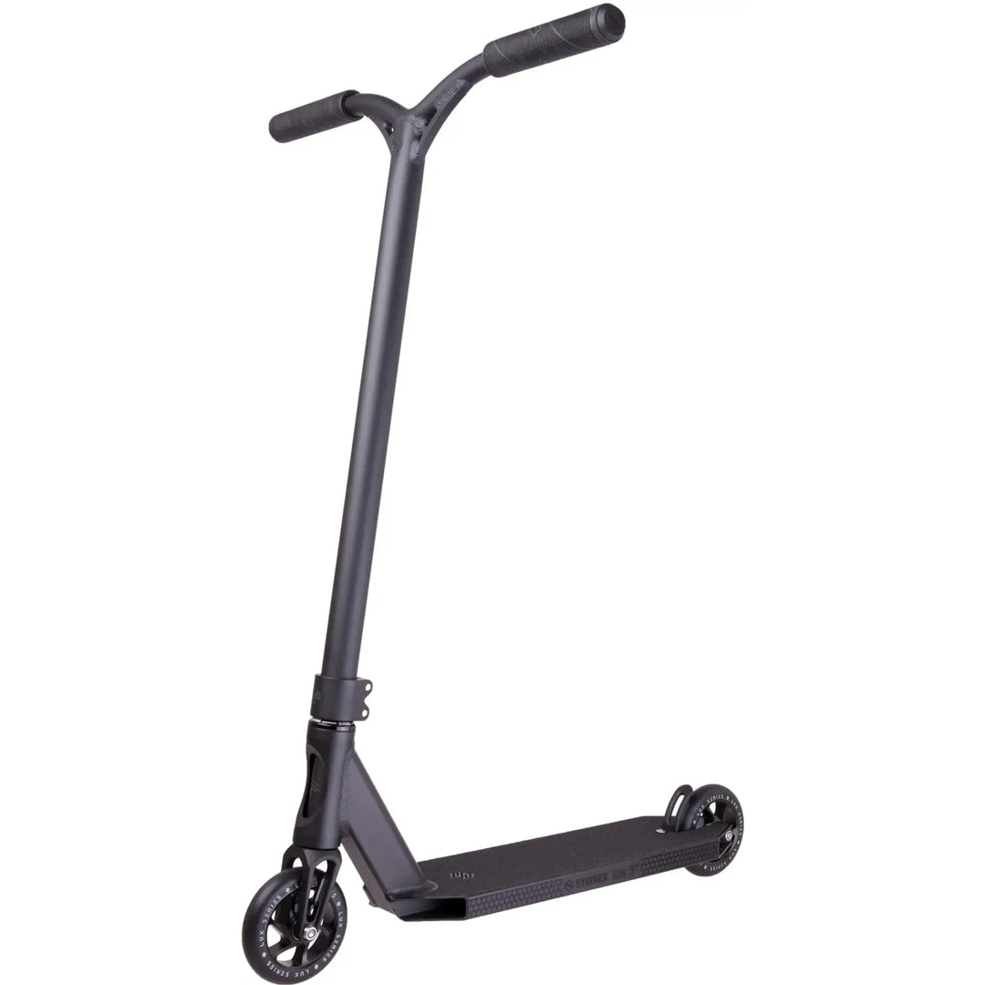 Striker Complete Scooter Lux 5" Black – Komplett-Scooter, Ansicht 1