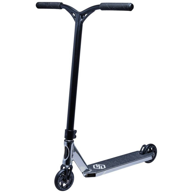 Striker Complete Scooter Lux Chrome Deck – Komplett-Scooter, Ansicht 1