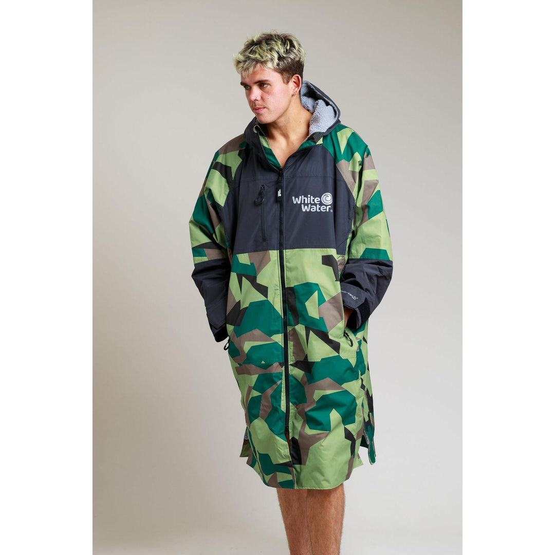 White Water Adults Hard Shell Robe - Camo – Jacken, Ansicht 1